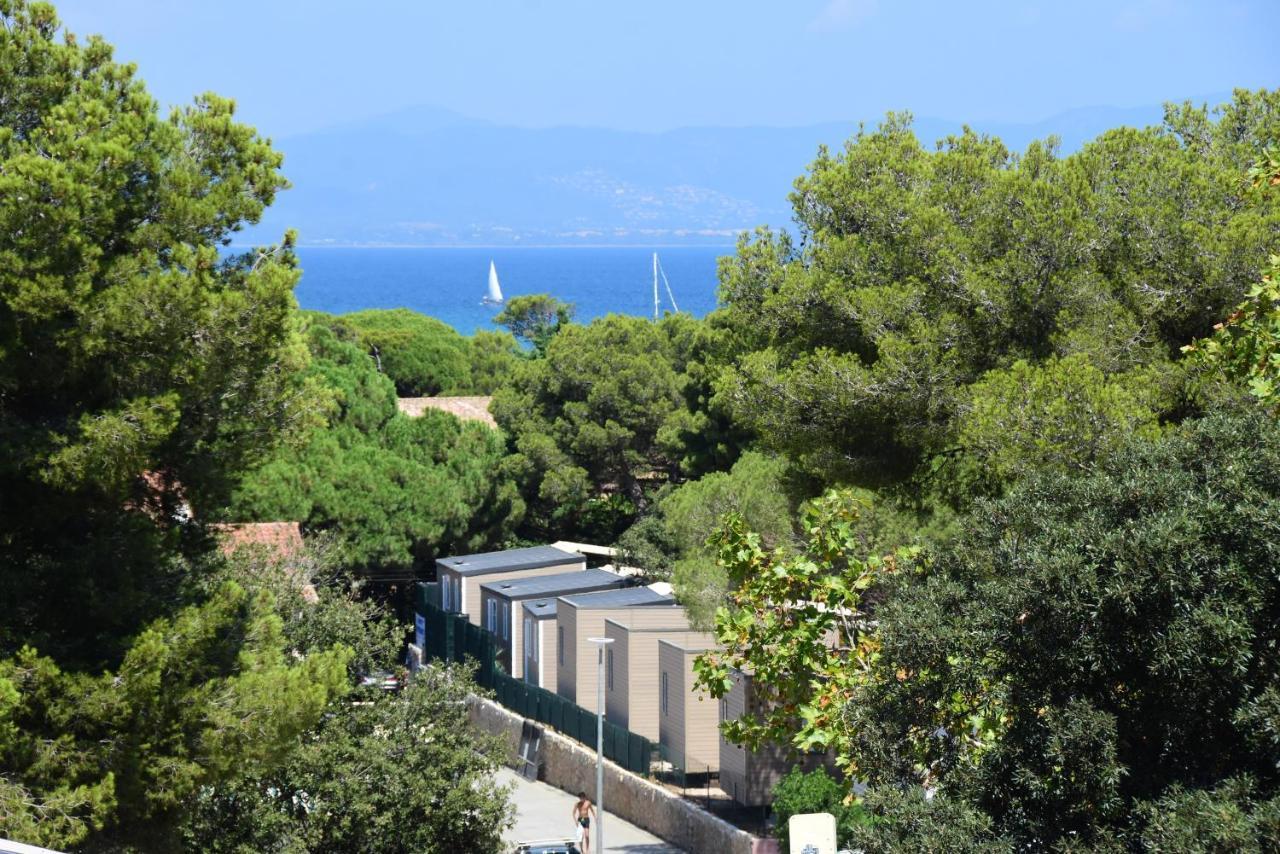 Camping Le Mediterranee 耶尔 外观 照片